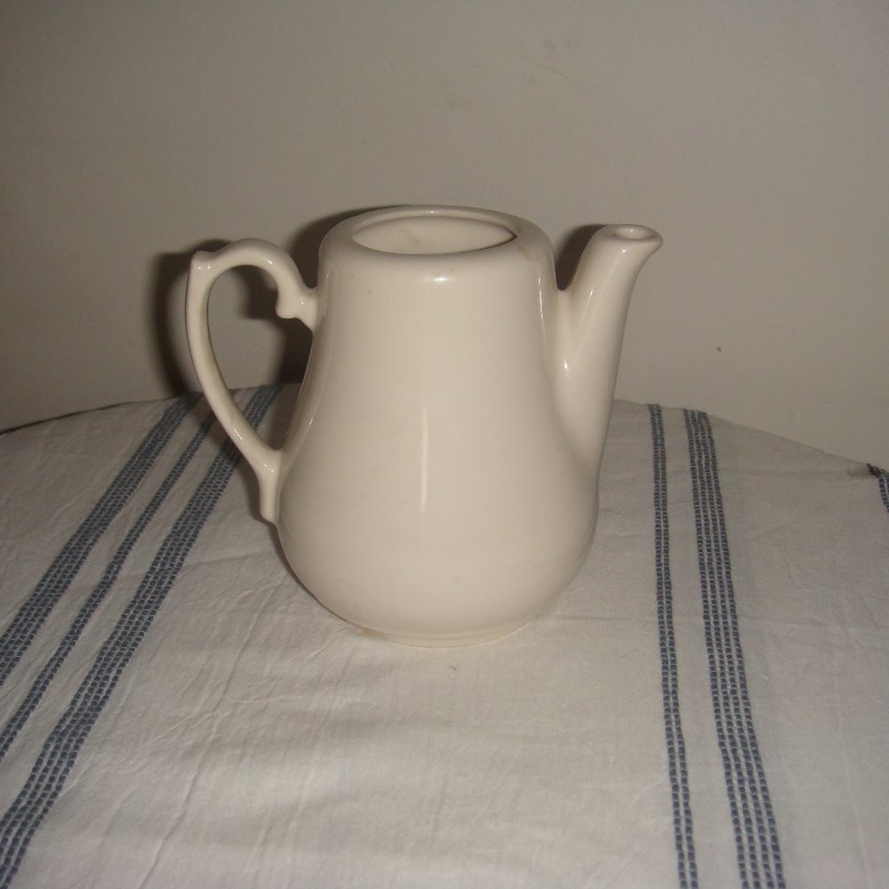 Homer Laughlin China Creamer